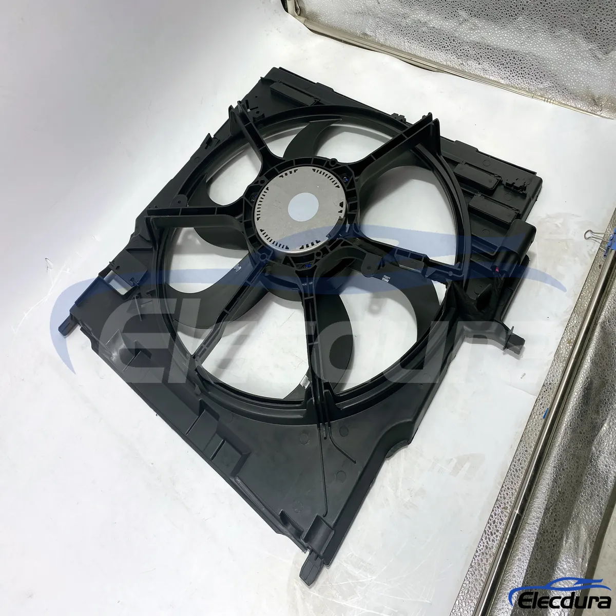 ชุดพัดลมระบายความร้อน BMW E70 17428618241 สำหรับการจัดหาตัวแทนจำหน่าย