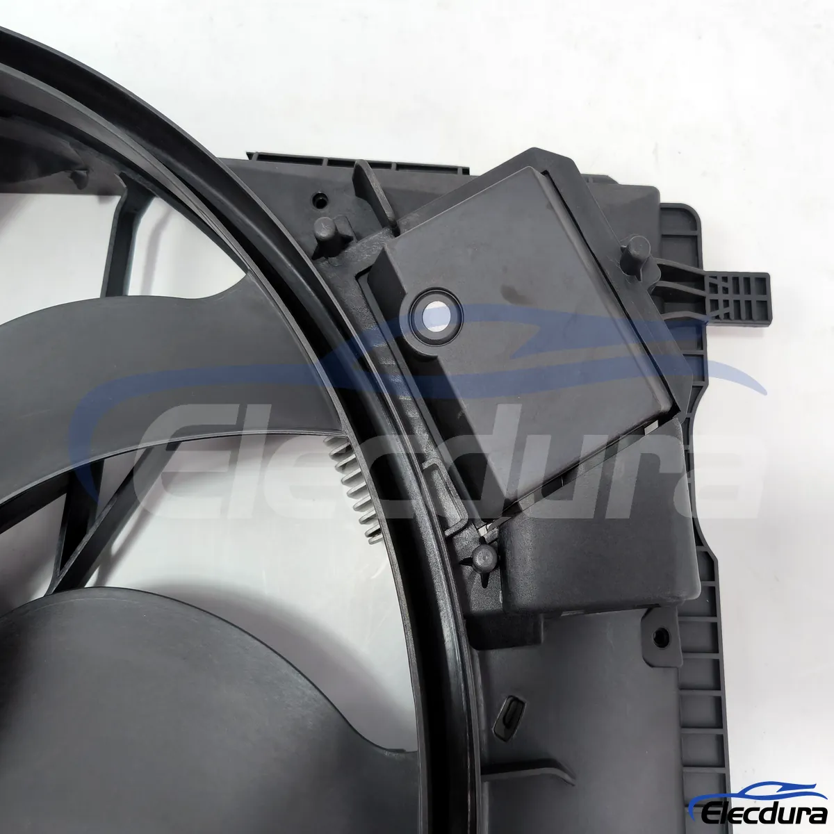 Aftermarket brushless radiator cooling fan assembly A2129061002 for bulk parts supply