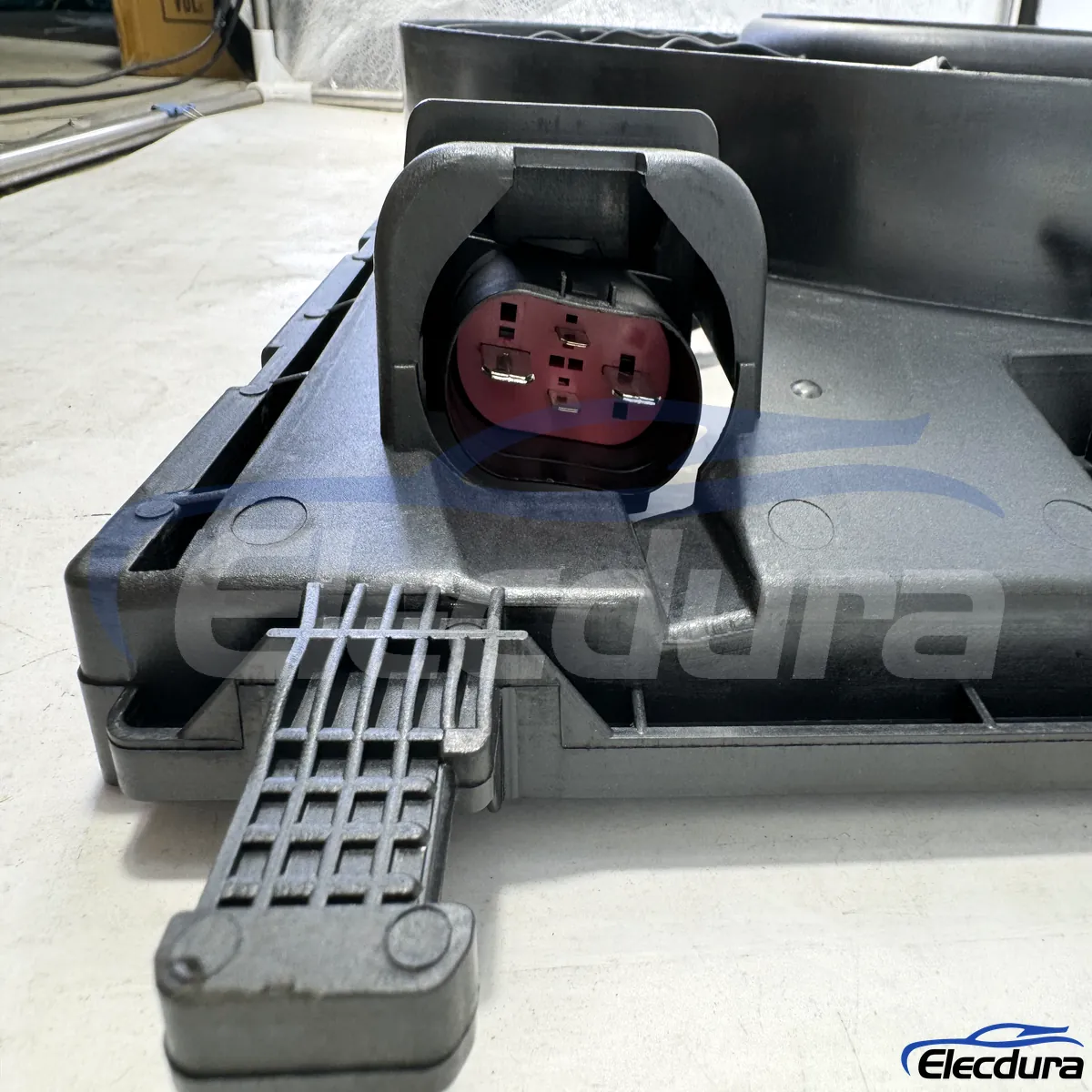 A0999069801 Ensemble de ventilateur de refroidissement de radiateur sans balais pour ateliers de r&eacute;paration et importateurs Mercedes-Benz