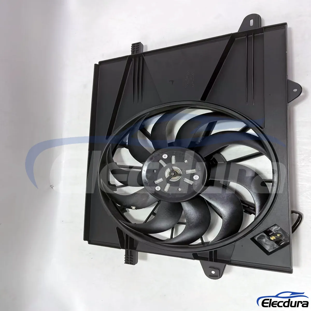 Chevrolet Spin kefe n&eacute;lk&uuml;li radi&aacute;tor hűtőventil&aacute;tor szerelv&eacute;ny csere 52083729 hűtőventil&aacute;tor eloszt&oacute;khoz