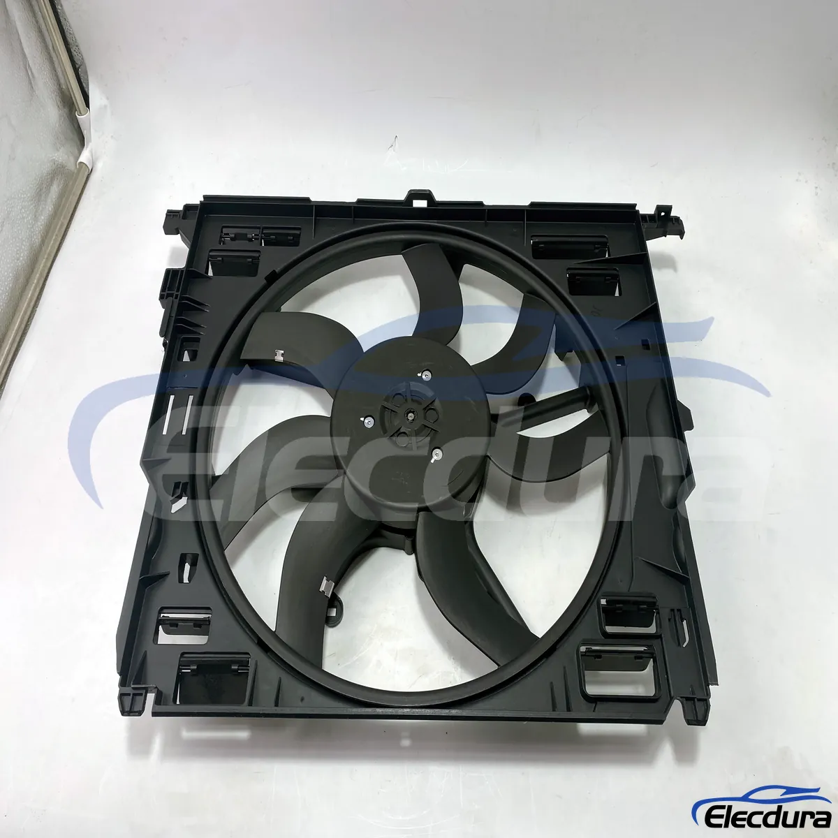 Substitui&ccedil;&atilde;o do ventilador de refrigera&ccedil;&atilde;o do radiador 17427589028 para oficinas BMW