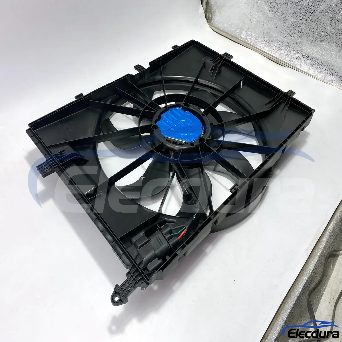 Aftermarket brushless radiator cooling fan assembly A0999061800 for bulk parts supply