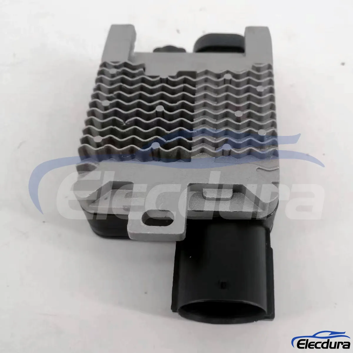 Aftermarket radiator cooling fan control module 1336659 for bulk parts supply